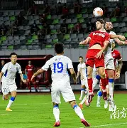 球友会平台 - 描写比赛现场气氛热烈的句子