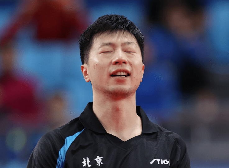 球友直播平台 -包含江汉黑豹队对阵徽州鲸鲨队，拳击联赛惊险晋级，内线统治篮板——经验成为胜负手的词条