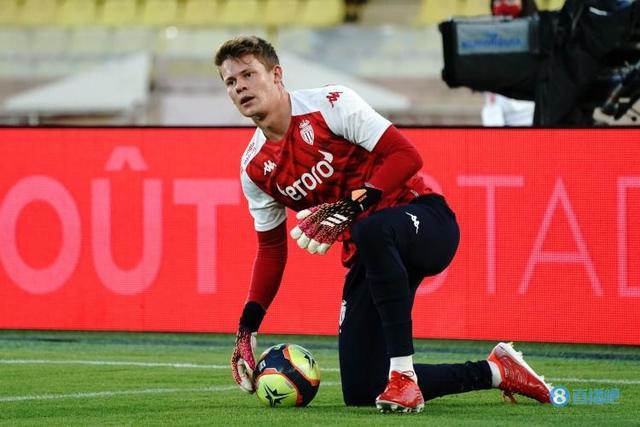 球友会官网 -官宣日体能课后;摩纳哥战术微调备战全明星赛;媒体盛赞;轮换策略被讨论的简单介绍