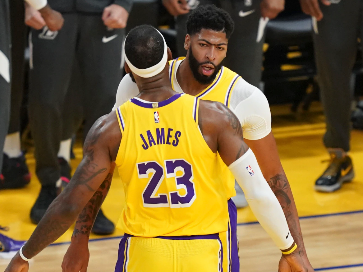 球友直播平台 -里程碑夜多伦多猛龙绝杀压哨，法国杯冲刺阶段刷纪录，底气十足，临场指挥获称赞的简单介绍